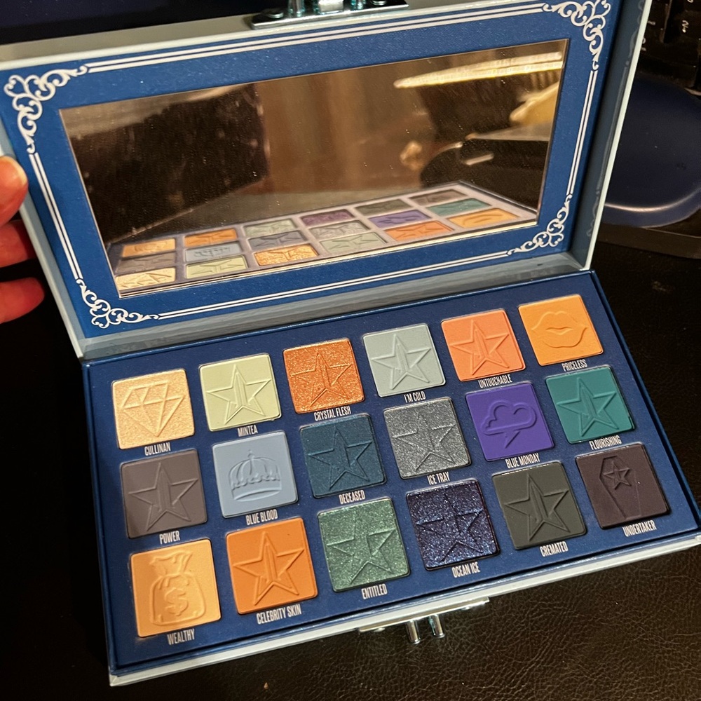 Jeffree Star Blue Blood Eyeshadow Palette